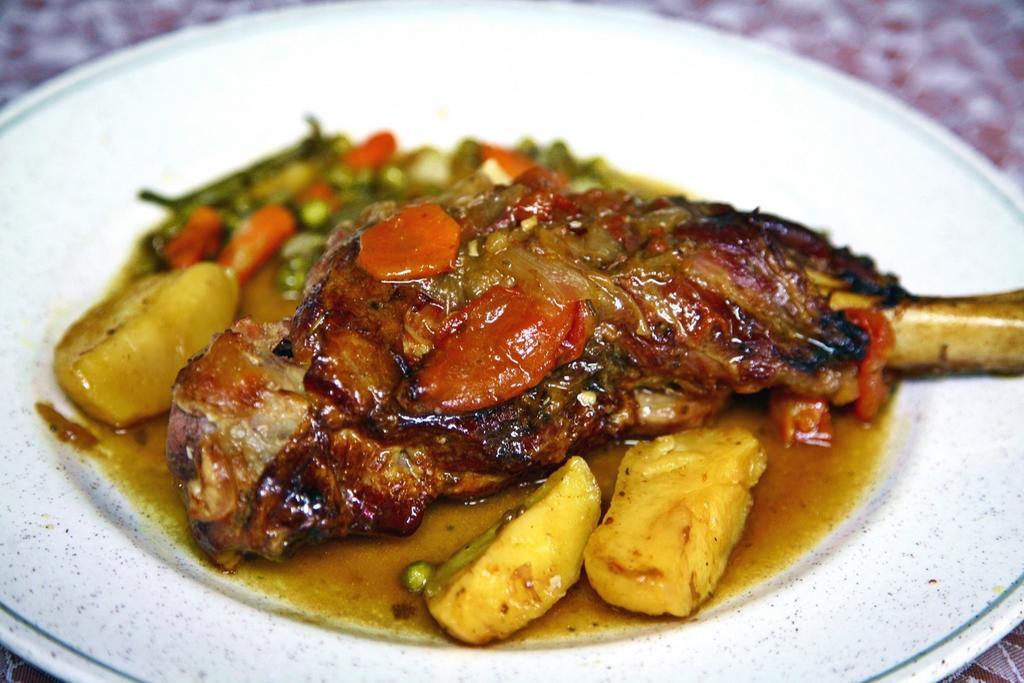 Maçanet de Cabrenys Hotel-Restaurante La Quadra מראה חיצוני תמונה